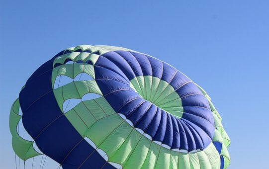 parachute-7762557__340