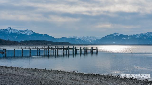 五行取名大全：2024精选带火的男宝名字