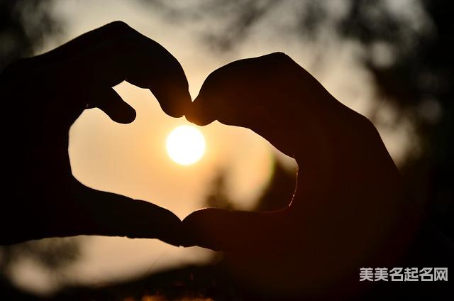 2024龙宝宝起一个新颖洋气的名字 2024龙宝宝起一个新颖洋气的名字