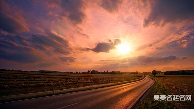 女孩取名：寓意不错的带涵字女孩名字大全