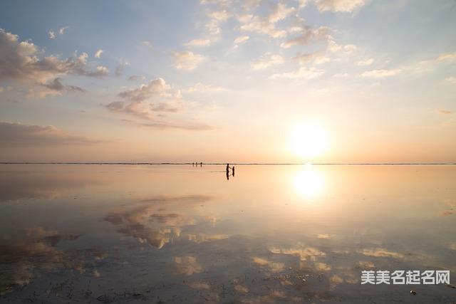 在线取名起名 韩姓有哲理诗意的小男孩名字100分