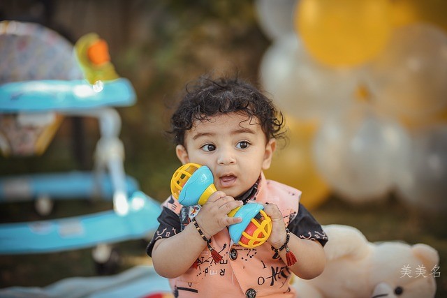 宝宝取名|婀娜多姿的女孩名字推荐